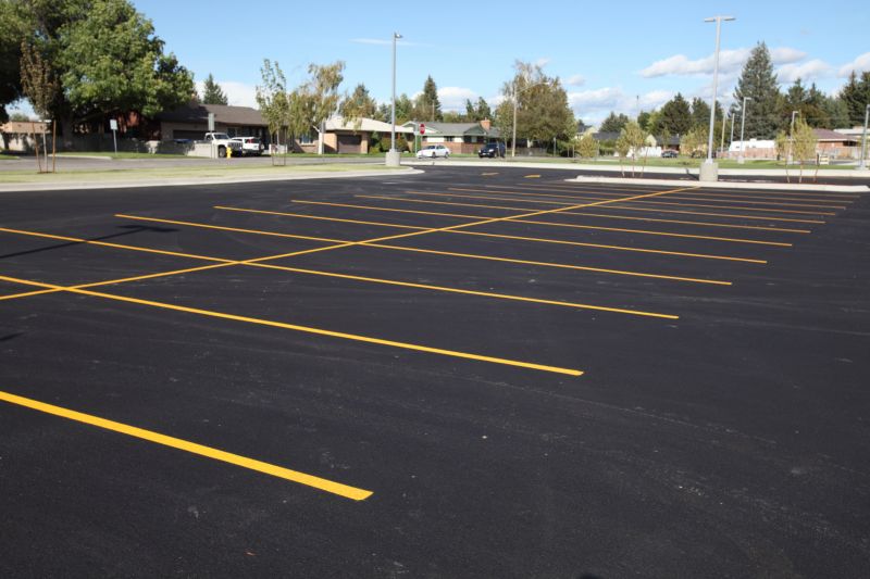 Asphalt Parking Lot Sealing